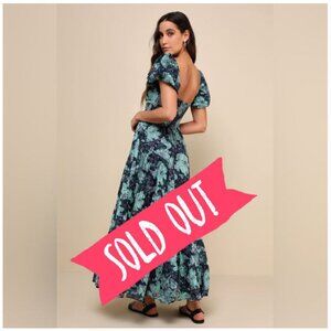 🦜Free People Puff sleeve floral print tiered smocked maxi sundress - NWT
